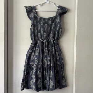 Girls Pretty Summer Dress; indigo chambray w/flowers, Old Navy, Size 8 very nice